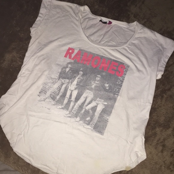 Hot Topic Tops - The Ramones band tee